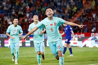 暗指不纯粹？记者：中国足球要提高，得和足球本身更多联系在一起
